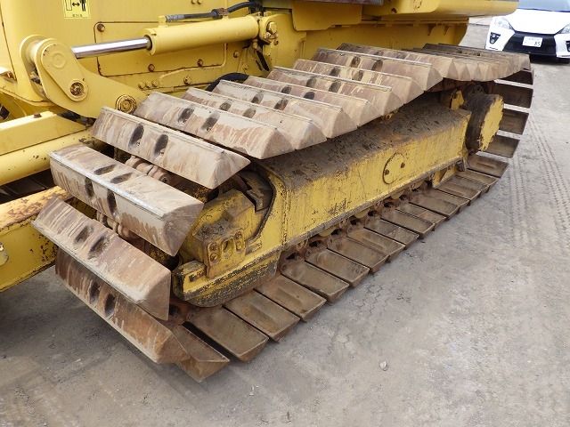 D31PX-22-60699-023.jpg
