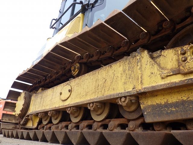 D31PX-22-60699-032.jpg