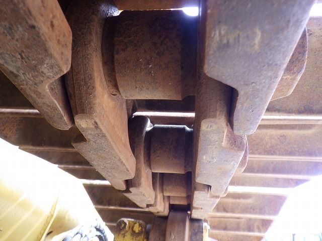 D31PX-22-60699-035.jpg