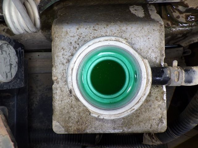 D31PX-22-60699-043.jpg