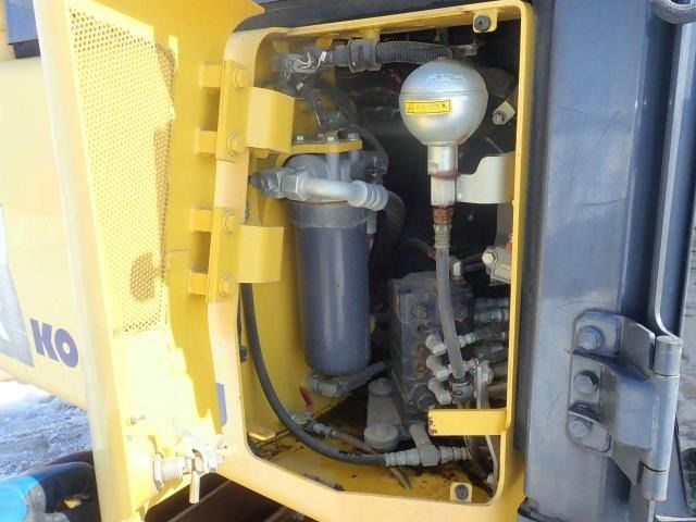 D31PX-22-60736-026.jpg