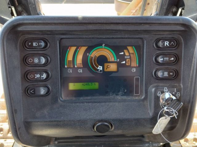 D31PX-22 #61258 2013Y 4248H (36).jpg